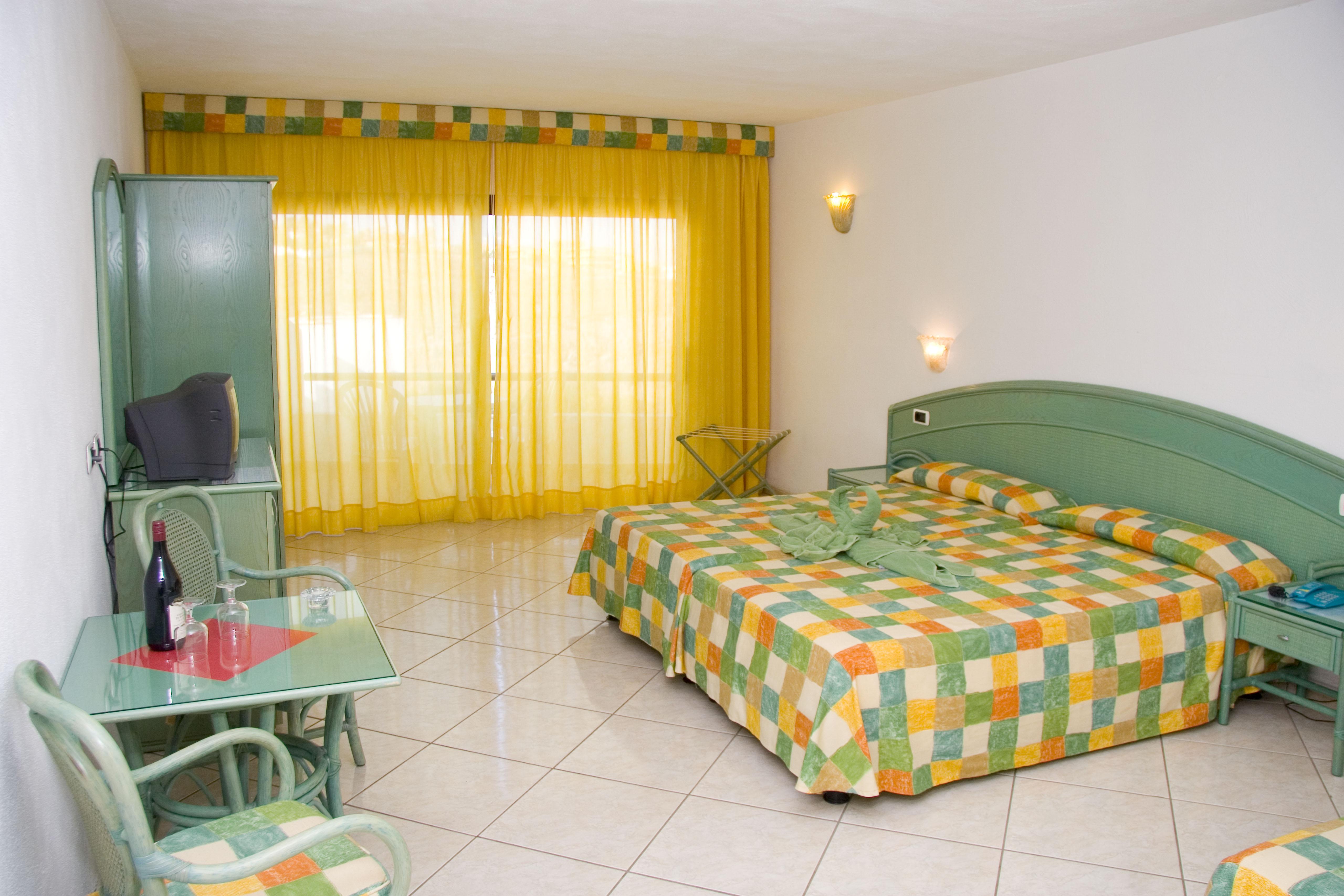 Aparthotel Esquinzo Y Monte Del Mar Playa De Esquinzo Eksteriør bilde
