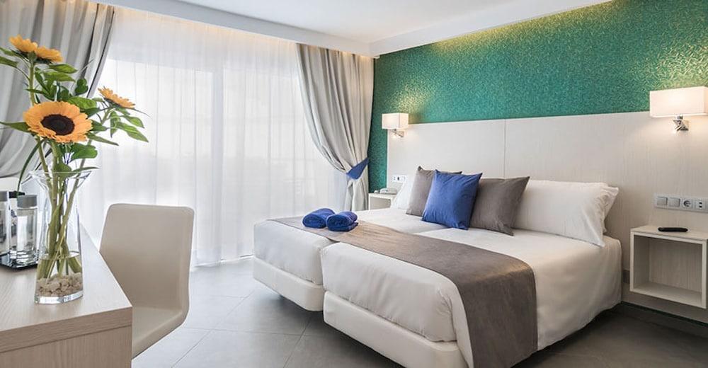 Aparthotel Esquinzo Y Monte Del Mar Playa De Esquinzo Eksteriør bilde